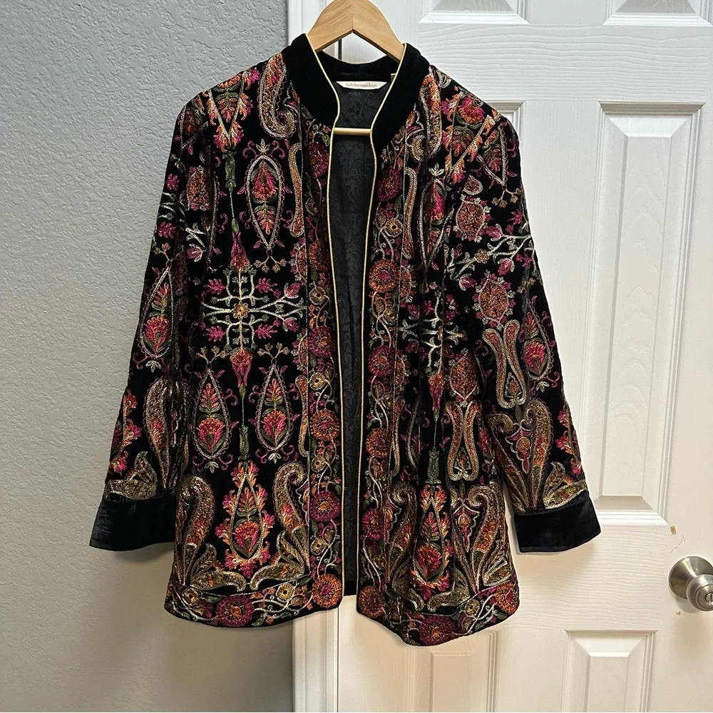 Soft Surroundings Embroidered Velvet Jacket Size Medium